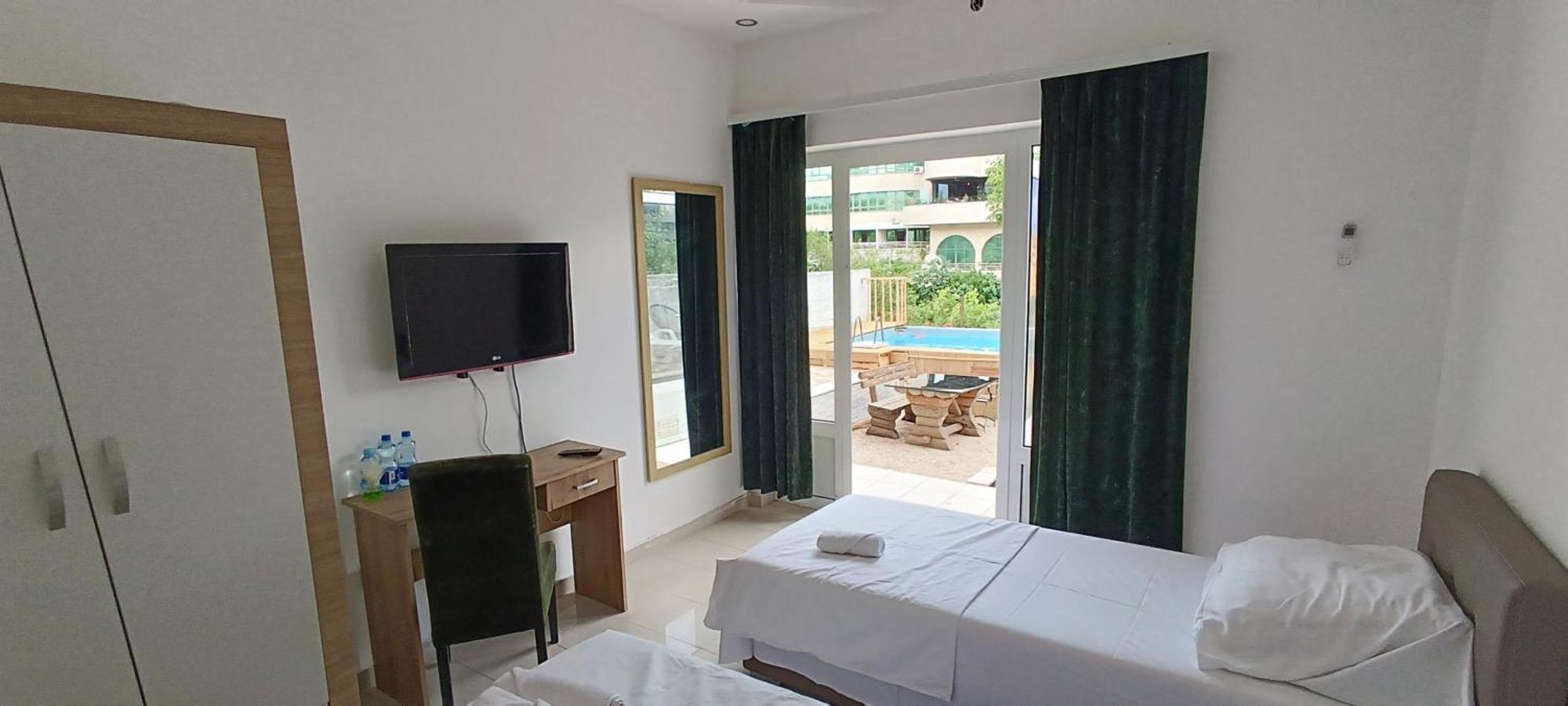 Villa Central Riverside Mostar Bagian luar foto